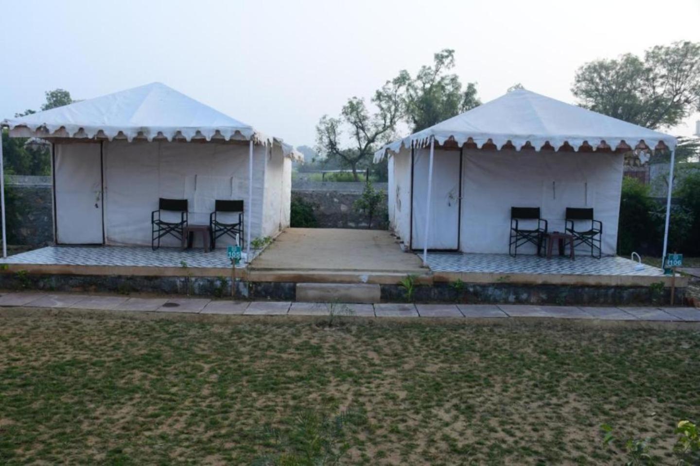 The Vanashrya Ranthambore Hotell Khilchīpur Exteriör bild